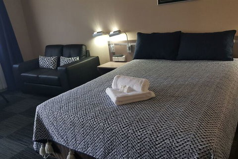 Banksia Motel - Holiday Cairns 3