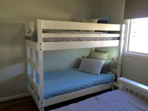 Tallowood Beachfront Cottage - Holiday Cairns 3