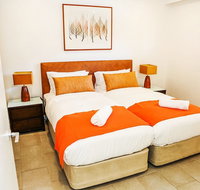 Temple 313 Recently Refurbished 3BR Apt - Holiday Cairns