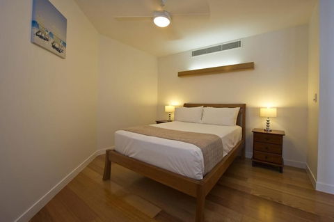 Maggies Beachfront Apt. 7 - Holiday Cairns 4