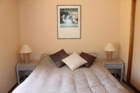 Coastal Retreat Unit 3 - Holiday Cairns 5