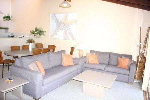 Coastal Retreat Unit 3 - Holiday Cairns 7