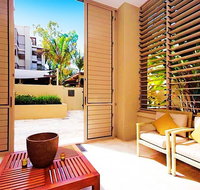 Temple 121 Palm Cove With Courtyard - Holiday Cairns