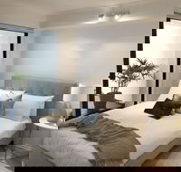 Sunshine Beach Luxe Apartment - Holiday Cairns