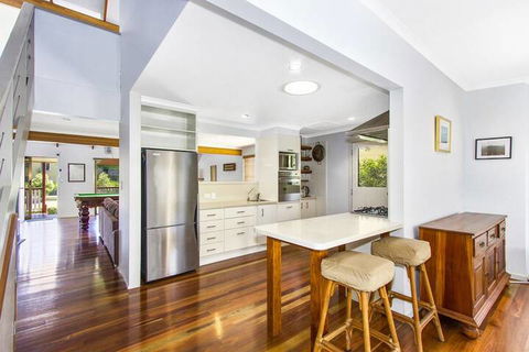 CABARITA BEACH BLISS HOLIDAY HOME On The LAKE - Holiday Cairns 4