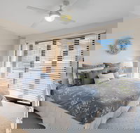 Wanda Beach Unit 2 / 197 Soldiers Point Road - Holiday Cairns
