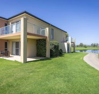Villa on the Green - Holiday Cairns