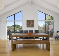 Smith Beach Getaways Beachwood House - Holiday Cairns