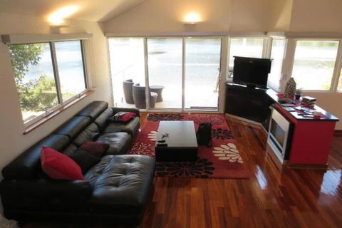 Silkwood Estate - Holiday Cairns 4