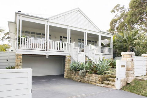 A PERFECT STAY - Coonanga Beach House - Holiday Cairns 1