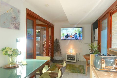 Luxury Escape - Holiday Cairns 5