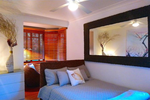 Luxury Escape - Holiday Cairns 1