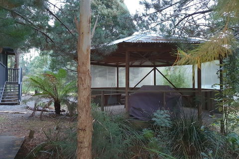 Roland B&B - Holiday Cairns 2