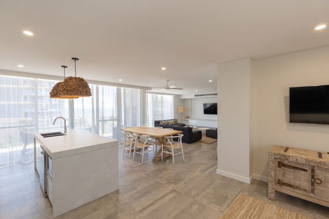 Astina Suites Forster - Holiday Cairns 2