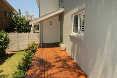 Fyne Shores - Holiday Cairns 1