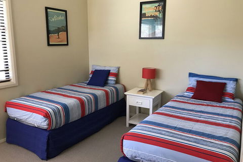 Gwydir Court 1 - Holiday Cairns 2