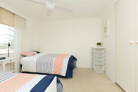 Beachpoint Unit 501 28 North Street - Holiday Cairns 4