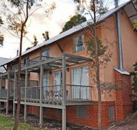 Villa Executive 2br Valley Views Resort Condo located within Cypress Lakes Resort nothing is more central - Holiday Cairns