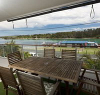 Waterline 202 - Holiday Cairns