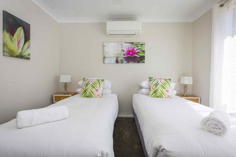 Amani - Holiday Cairns 2