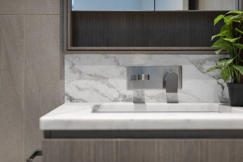 Ultra Modern Brand New CBD View - Holiday Cairns 6