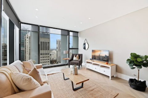 Ultra Modern Brand New CBD View - Holiday Cairns 0