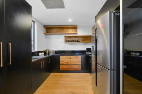 Due North Beach House - Holiday Cairns 2