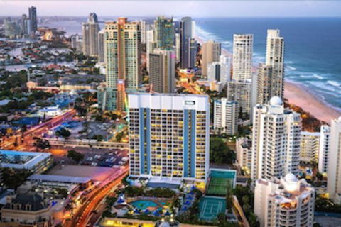 L7 Surfers Paradise Apartment - Holiday Cairns 2