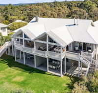 Beachfront House - Holiday Cairns