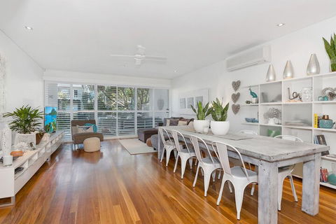 COASTAL CHIC At CASUARINA - Holiday Cairns 5