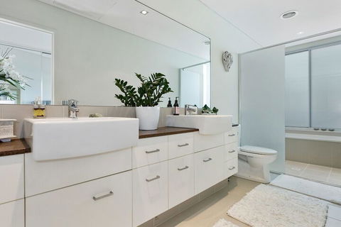 COASTAL CHIC At CASUARINA - Holiday Cairns 6