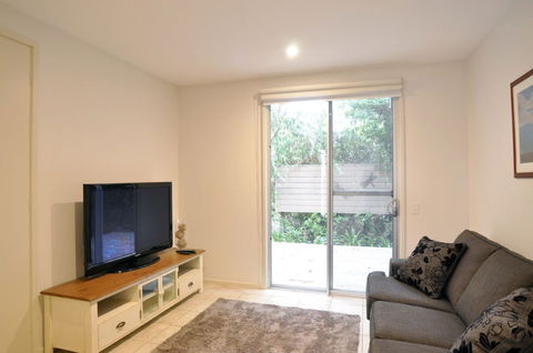 LA MER Centrally Located Free Wifi - Holiday Cairns 2