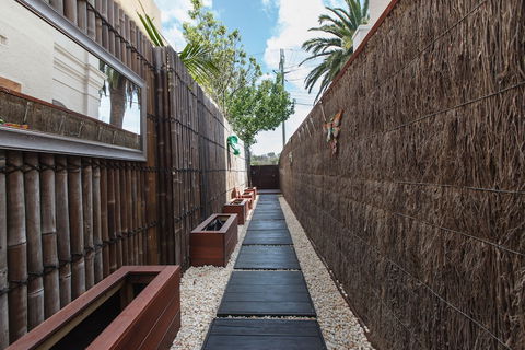 The Jetty Beach Apartment By Ready Set Host - Holiday Cairns 0