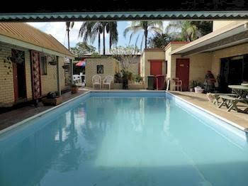 The Edge Guest Rooms - Holiday Cairns 0