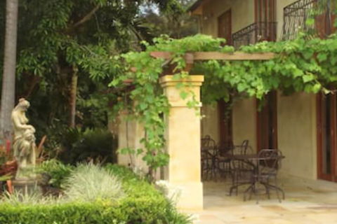 Abbie's Byron Bay Villa - Holiday Cairns 2