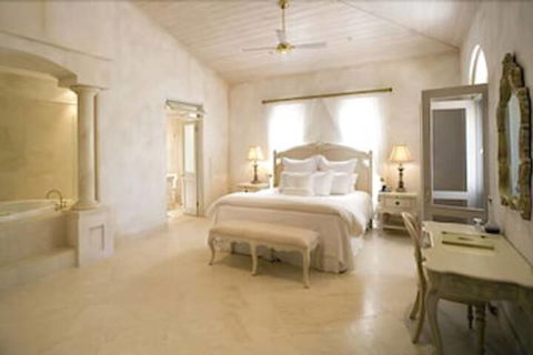 Abbie's Byron Bay Villa - Holiday Cairns 6