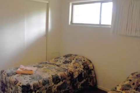 Victory Hotel Motel - Holiday Cairns 4