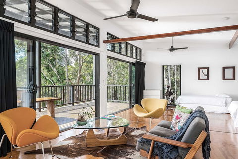 A PERFECT STAY - Ourmuli Cabin - Holiday Cairns 6