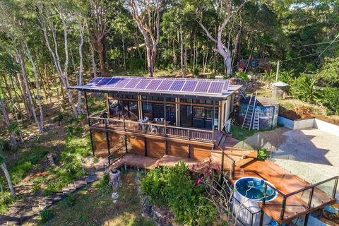 A PERFECT STAY - Ourmuli Cabin - Holiday Cairns 2