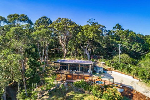 A PERFECT STAY - Ourmuli Cabin - Holiday Cairns 3