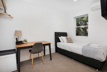The Manere - Holiday Cairns 5