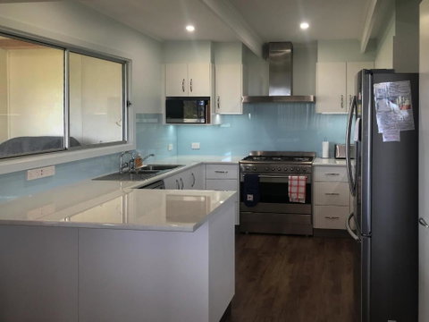 Longbeach House - Holiday Cairns 5