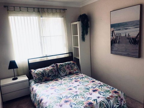 Renas Court Unit 6 72 Little Street - Holiday Cairns 5