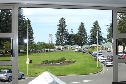 Hotel Victor - Holiday Cairns 6