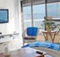 Waterfront Port Noarlunga - Holiday Cairns