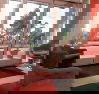 Heemskirk Motor Hotel - Holiday Cairns