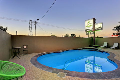 Chalet Motor Inn - Holiday Cairns 6