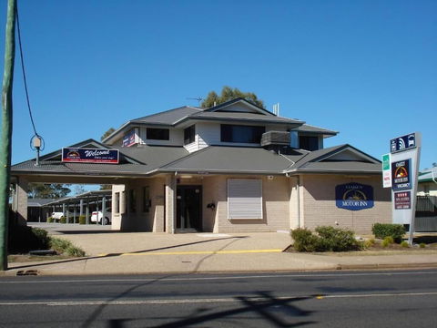 Oakey Motor Inn - Holiday Cairns 4