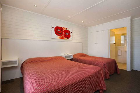 Econo Lodge Portland - Holiday Cairns 7
