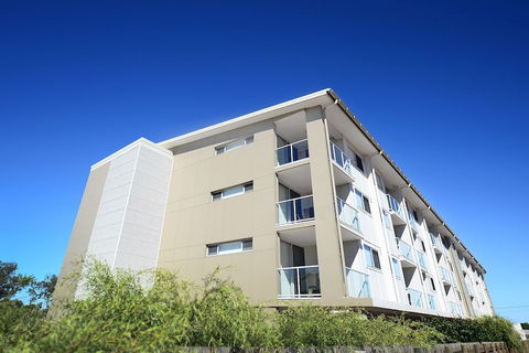 Oaks Moranbah Suites - Holiday Cairns 2